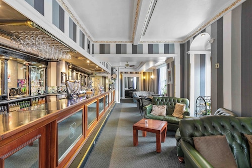 Royal Beacon Hotel