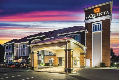 La Quinta Inn & Suites by Wyndham Chambersburg