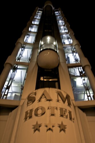 Sam Hotel