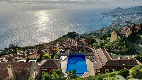 Sea and Sun 4 You - Palheiro Village
