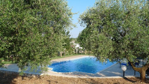 Trulli San Domenico with Private Pool, Veranda, in Valle d'Itria, by Hermione