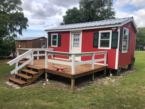 Camp Paradise Pecan Island- Red Cabin Only