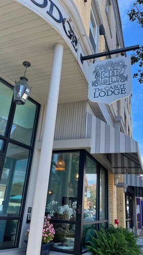 The Cabot Lodge