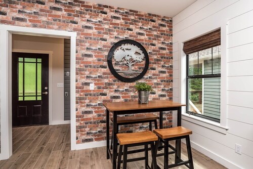 Cabin 11 @ Trails Edge (Pet-Friendly)