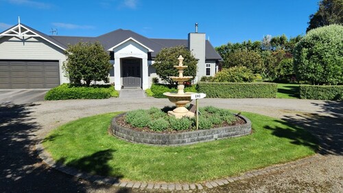 Villa Retreat - secluded relaxation
