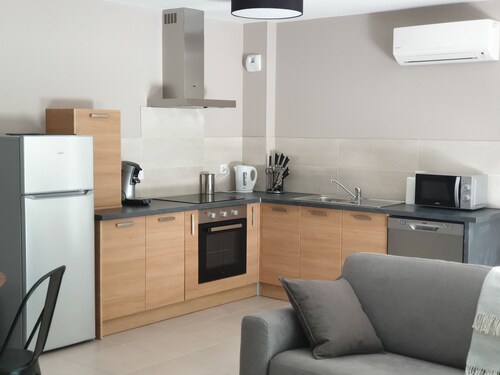 Gîte lumineux avec terrasse, jardin et parking Proche du Pont du Gard Uzès Nîmes