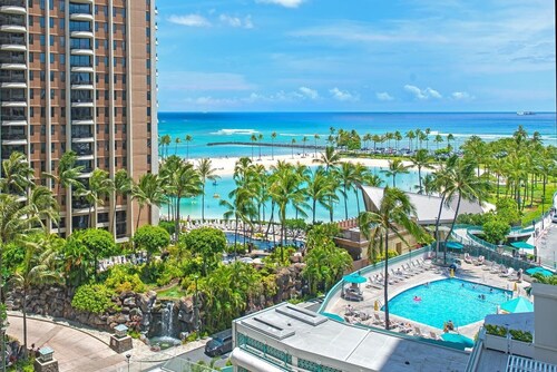 Two Bedroom Condo Overlooking Ala Wai Boat Harbor by RedAwning