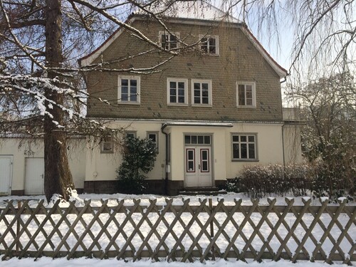 Ferienwohnung in kultiger 30er-Jahre Villa im ThĂŒringer Wald
