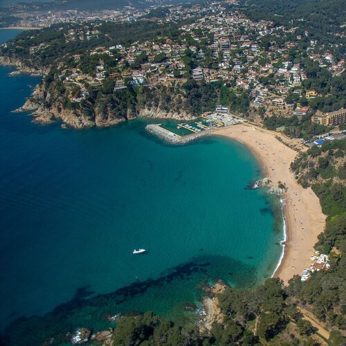 189-Apartment with stunning view of the bay of Roses