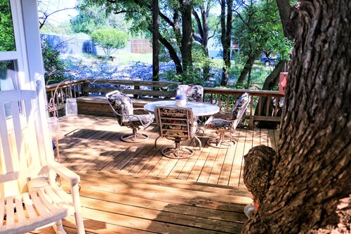 Comfy Lake Texoma Cabins