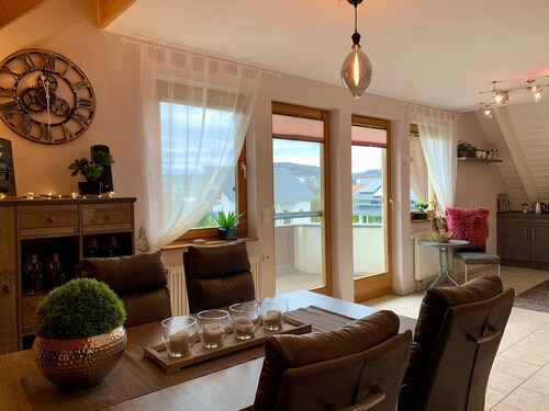 Beautiful, new apartment in the Weserbergland, quiet location, WiFi for 2-6 people