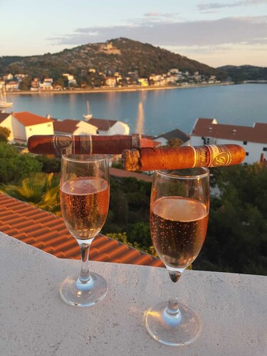 Sea view, 70 m², directly on the sea in Tisno, 2 bedrooms and bathroom