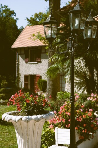 Hostellerie Du Lys - Hôtel & Restaurant