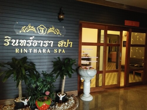 Thumrin Thana Hotel