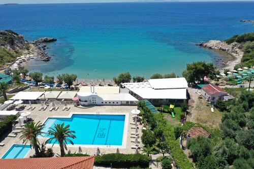 Glicorisa Beach