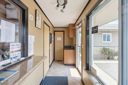 Curry’s Motel by OYO Saginaw MI