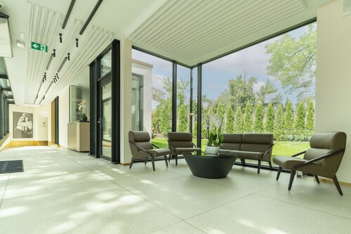 Platinum Residence Boutique Hotel
