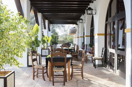 TUGASA Hotel Las Truchas