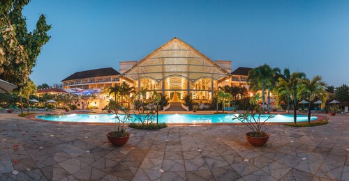 Radisson Blu Resort Goa Cavelossim Beach