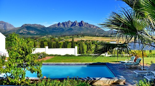 Val du Charron Guest House & Wine Estate