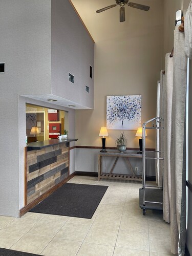 The Woodridge Inn