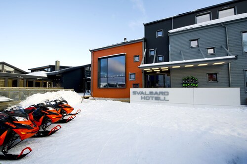 Svalbard Hotell - Polfareren