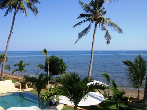 Dolphin Beach Bali