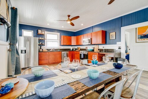Whaler`s Inn -Nautical Magical