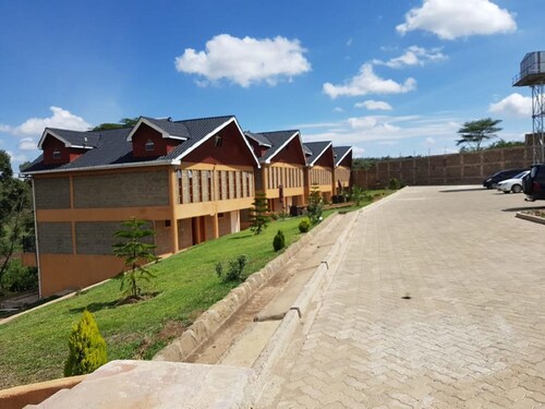 Esikar Gardens