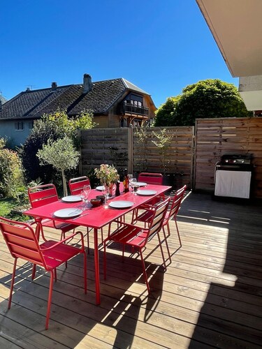 Casa Recto au bord du lac d Annecy avec vue