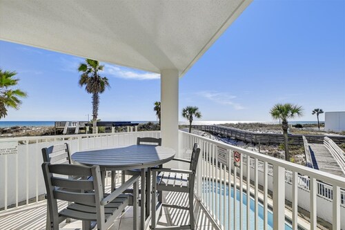 201AB Seacrest is a Gulf Front 3 BR by RedAwning