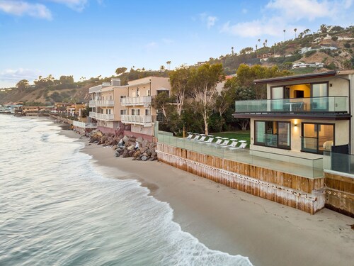 SA Beach Suites #3 - Beautiful Luxury Suite in Private Complex on Carbon Beach