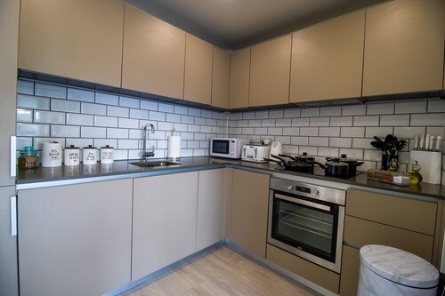 Virexxa Bedford Centre - Executive Suite - 2Bed Flat with Free Parking & Gym