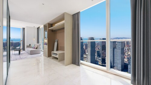 Crowne Plaza Dalian Xinghai by IHG