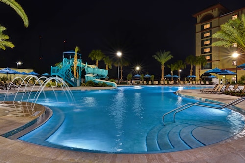 Home2 Suites by Hilton Orlando at Flamingo Crossings