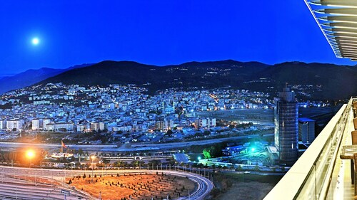 Crowne Plaza BURSA by IHG