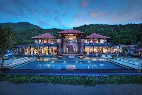Banyan Tree Lang Co