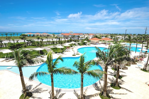 Southern Beach Hotel & Resort OKINAWA