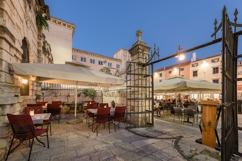 Art Hotel Kalelarga