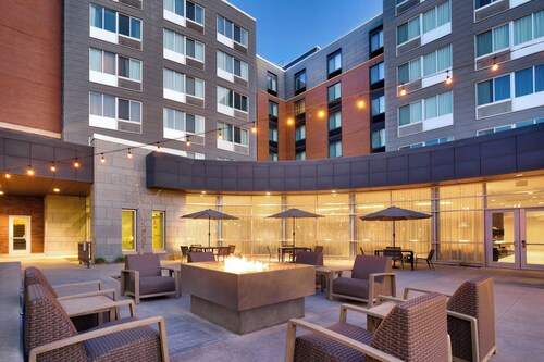 Courtyard by Marriott Lincoln Downtown