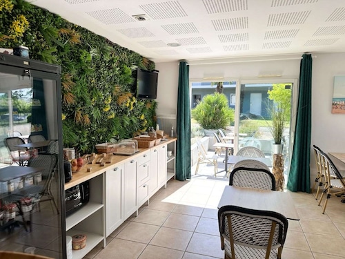 Sure Hotel by Best Western Mont-de-Marsan