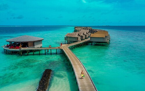 Centara Ras Fushi Resort & Spa Maldives