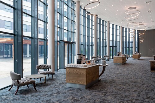 Radisson Hotel and Convention Centre OR Tambo Airport