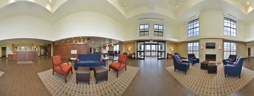 Comfort Suites Airport - University