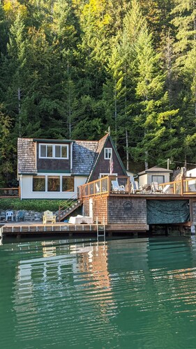 Water front Paradise