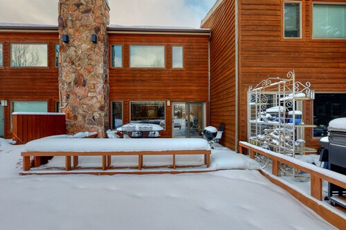 Centrally located condo with furnished deck, amazing Teton views, & fireplace