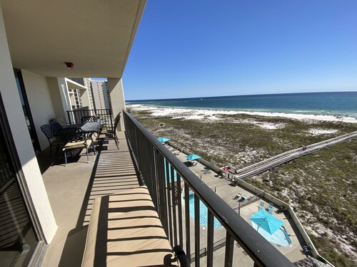 Beach Front Condo on the 6 Floor Phoenix VII Sleeps 10 Summer Discounts