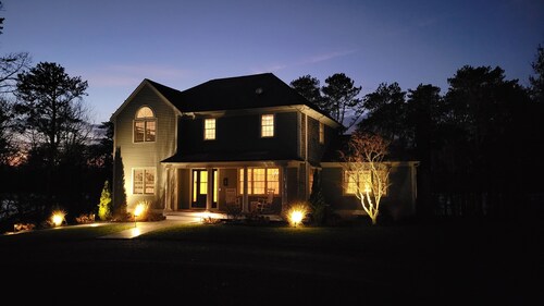 Beautiful Serene Lakefront home in Sandwich, Cape Cod