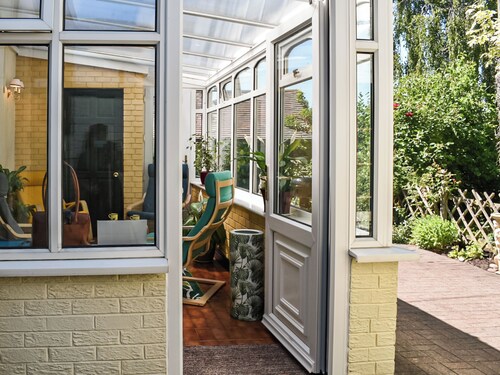 A wonderful three bedroom cottage sleeping six.