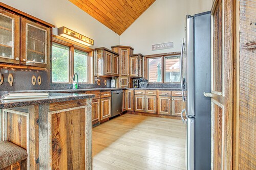 Waterfront Central Wisconsin Cabin w/ Indoor Pool!